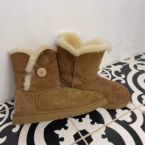 Ugg Bailey button boots